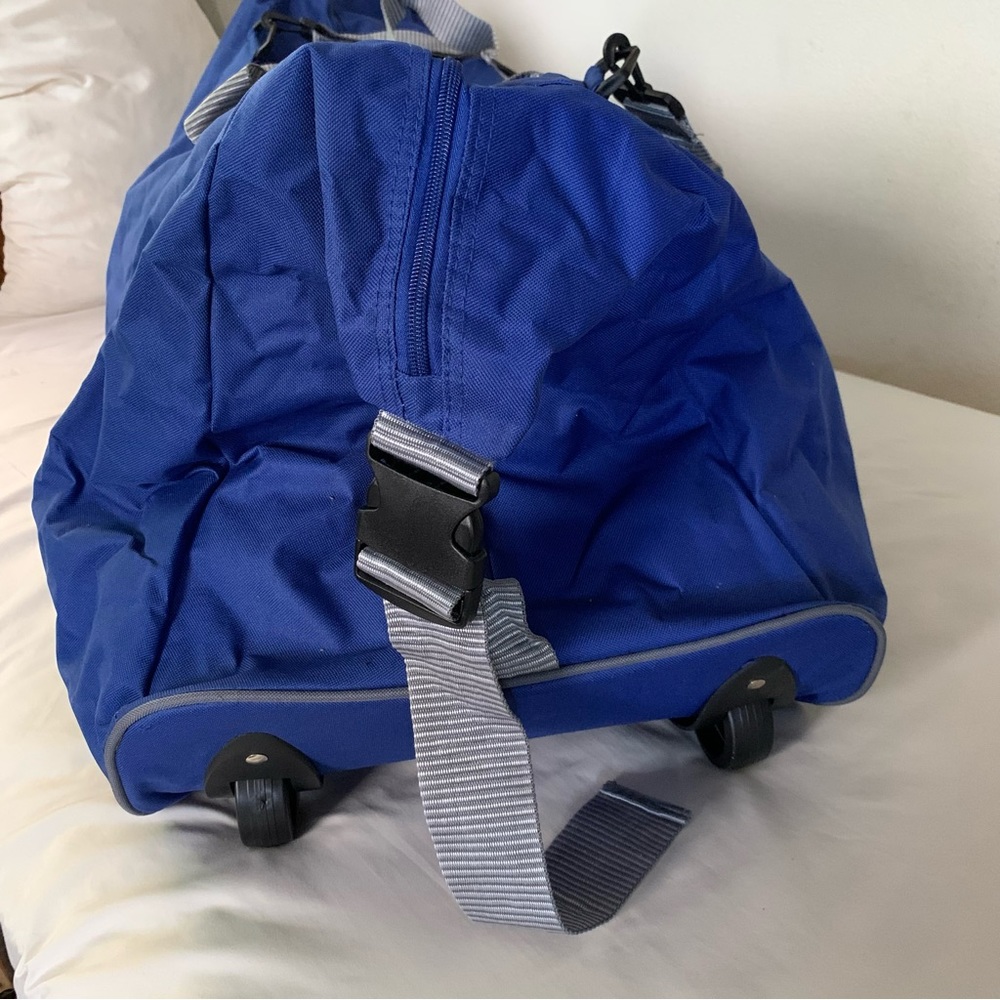 Extra Large Lightweight Expandable Canvas Rolling Duf… Gem